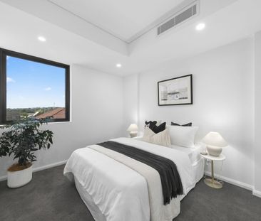 Modern Elegance with Breath Taking Views - Emperial Apartments, Ada... - Photo 4