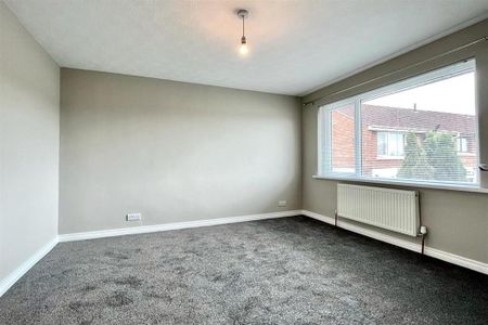 20 Willisfield Avenue, Belfast, BT10 0GD - Photo 3