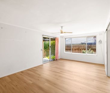 $650 per week / $2824 per cal month - Photo 1