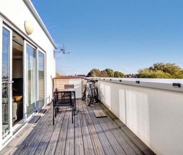 2 bedroom penthouse to rent - Photo 1