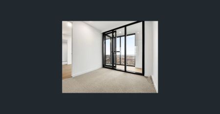 High Floor with Views! Steps from City Centre, Mel Uni & RMIT - Photo 5