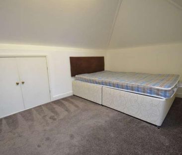 Hatton Road, Bedfont, TW14 - Photo 6