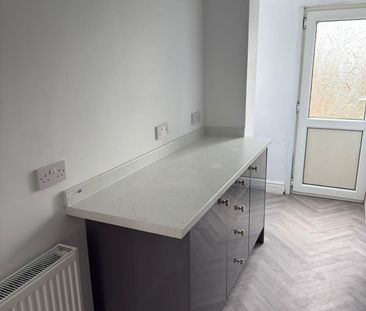 3 Bed Terraced House, Elgar Road, CV6 - Photo 5