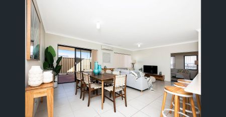 FOR RENT — Modern Family Home in Prime Harrisdale Location - Photo 4