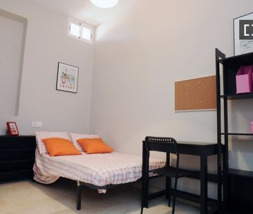 valencia, Valencian Community 46019 - Photo 2