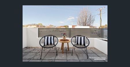 Effortless Inner-City Lifestyle - Photo 2