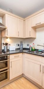 2 Bed Flat, Compton Road, SW19 - Photo 4