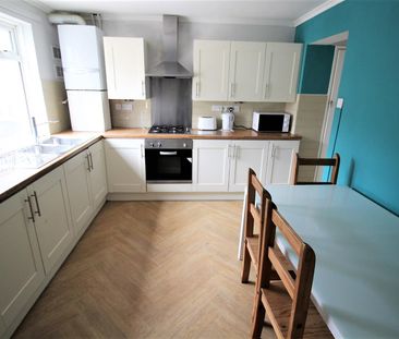 Room For Rent Blossom Square, Portsmouth - Photo 3
