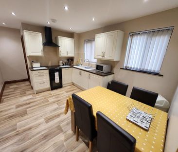 2 bedroom detached house to rent - Photo 6