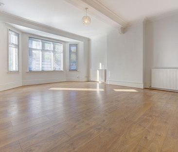 4 bedroom semi-detached house to rent - Photo 2