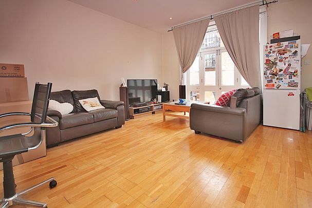 2 bedroom terraced house to rent - Photo 1