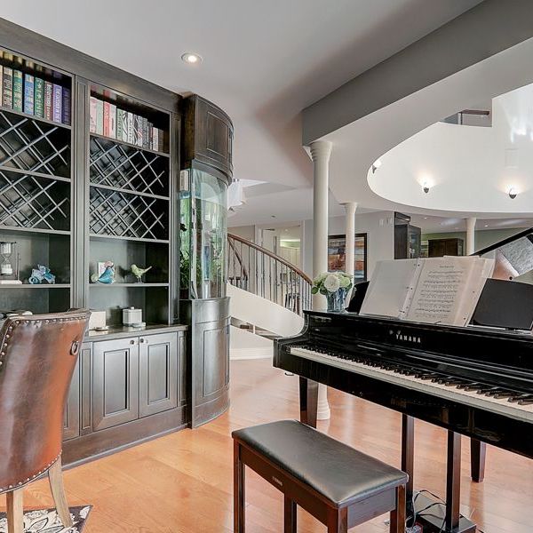 For Lease - 35 Gardiner Road, Toronto, Ontario - Photo 1
