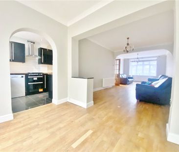 Hanworth Road, Hounslow, TW4 5PS - Photo 3