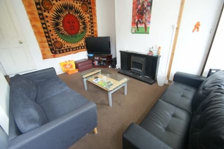 4 Bed - Brudenell Street, Hyde Park, Leeds - Photo 2