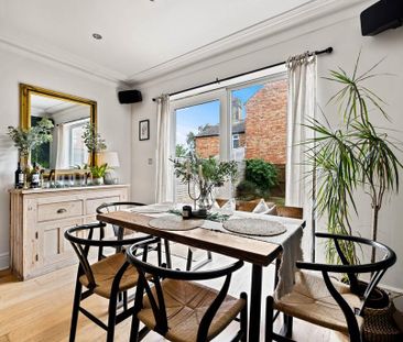 4 bedroom terraced house to rent - Photo 1
