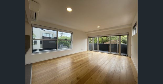 APARTMENT LIVING AT IT’S BEST! - Photo 1