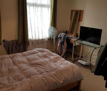 3 bedroom house to rent - Photo 6