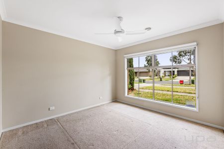 9 Shipwright Parade, Werribee - Photo 3