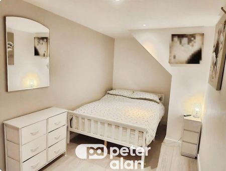 2 bedroom apartment to rent - Photo 3