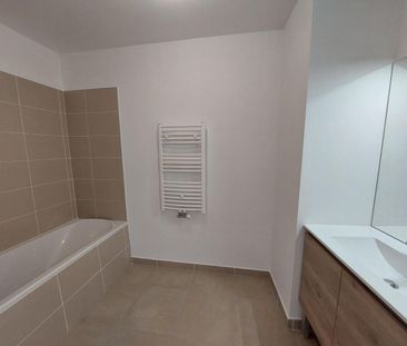 location Appartement T2 DE 44m² À CAVAILLON - Photo 4