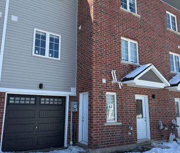 133 Highriver Trail #Lower - Photo 1