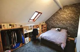 5 Bed - 20 Grimthorpe Street, Headingley, Leeds - LS6 3JU - Student - Photo 2