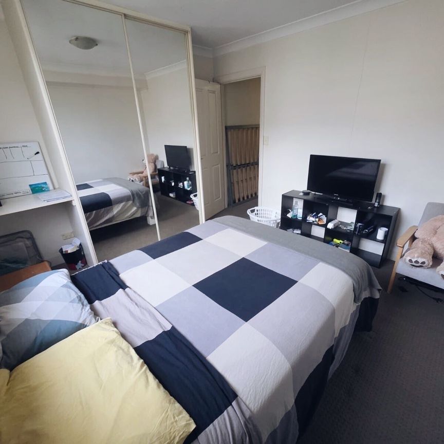 Woolloomooloo - Photo 1