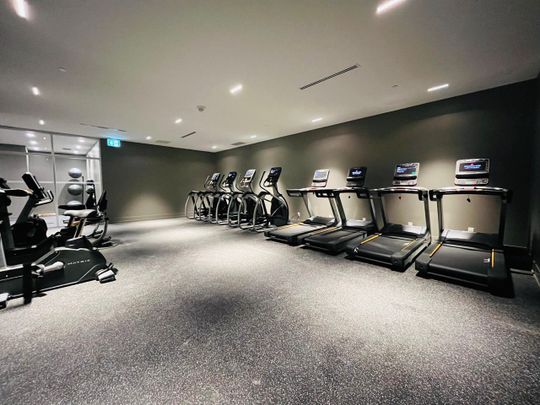 For Lease - 1787 St Clair Avenue Unit# 325, Toronto, Ontario - Photo 1