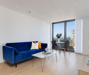 Landmark Pinnacle – 15th Floor, Canary Wharf - Photo 1