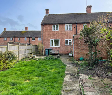 3 bedroom semi-detached house to rent - Photo 4