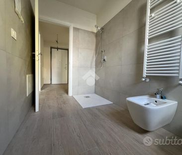 2 LOCALI A CARUGATE - Photo 2