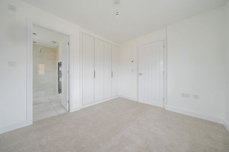 Upton Lawn Grove, Northampton - Photo 5