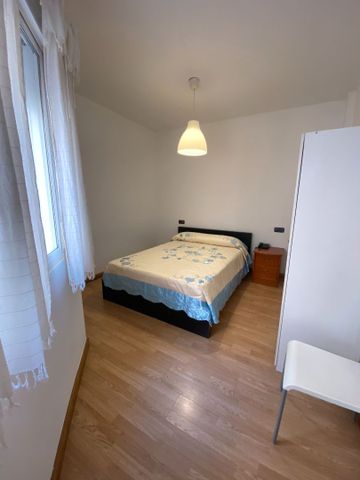 Apartamento de alquiler en Calle Lagunillas, La Merced - Photo 4