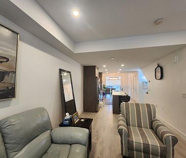 Three Bedroom Townhouse in Langley with Huge Roof Top Deck and EV Charger - Photo 2