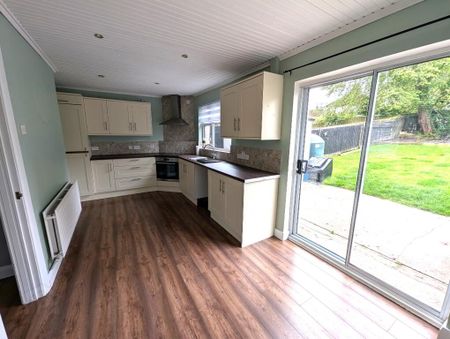 28 Newry Street, Markethill, BT60 1TA - Photo 4