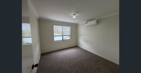 HOME FOR RENT - Photo 4