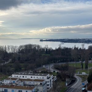 Beautiful apartment with stunning views - Photo 2