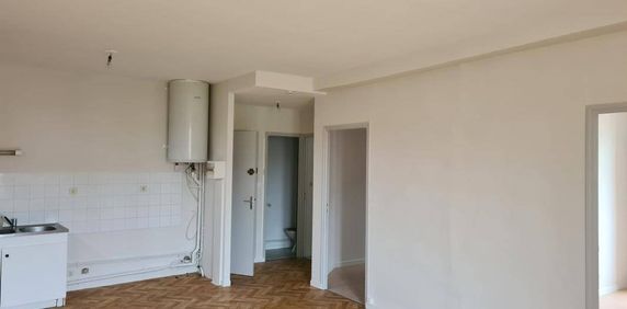 Location appartement t3 43 m² à Langogne (48300) - Photo 2