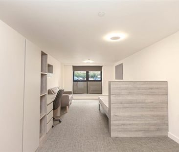 Studio to rent - Photo 4