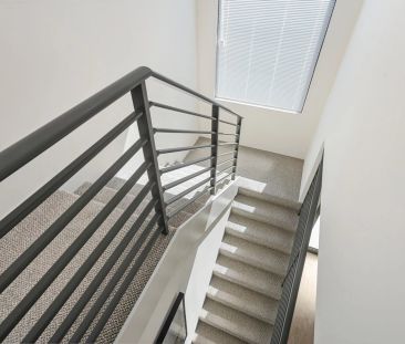 Immaculate home in Mount Hawthorn - Photo 3