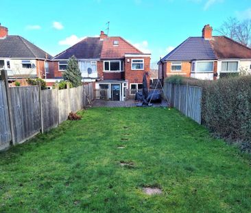 3 bedroom semi-detached house to rent - Photo 4