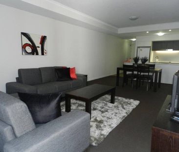 Centrally Located Furnished Apartment - Photo 5