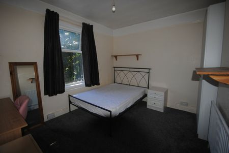 Student house on Stanfield Road - Photo 3