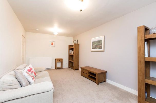 2 Bed Flat, Oldcroft Place, AB16 - Photo 1