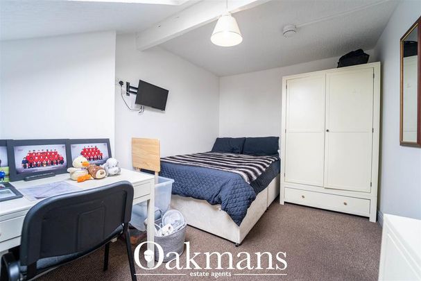 6 bedroom house to rent - Photo 1