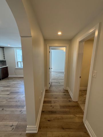 For Lease - 701 Eglinton Avenue Unit# 305, Toronto, Ontario - Photo 2