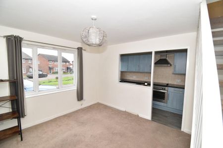 1 bedroom semi-detached house to rent - Photo 2