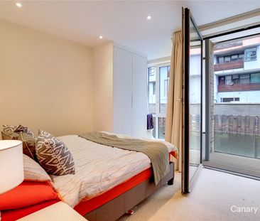 Elite House, London E14 - Photo 2