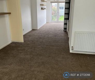 4 bedroom terraced house to rent - Photo 3