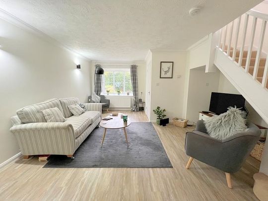 3 bedroom semi-detached house to rent - Photo 1